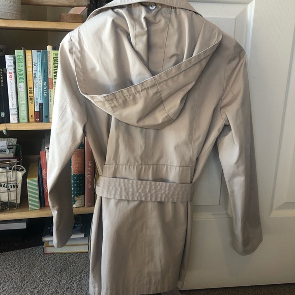 Ellen Tracy Waterproof Trench - Picture 3 of 3